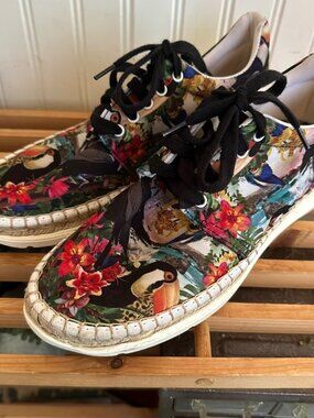 Free People Tropical Bird Print Sneakers Size 39 EU 8 US